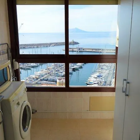 Rosa Marina A Los Pies Del Penon De Ifach